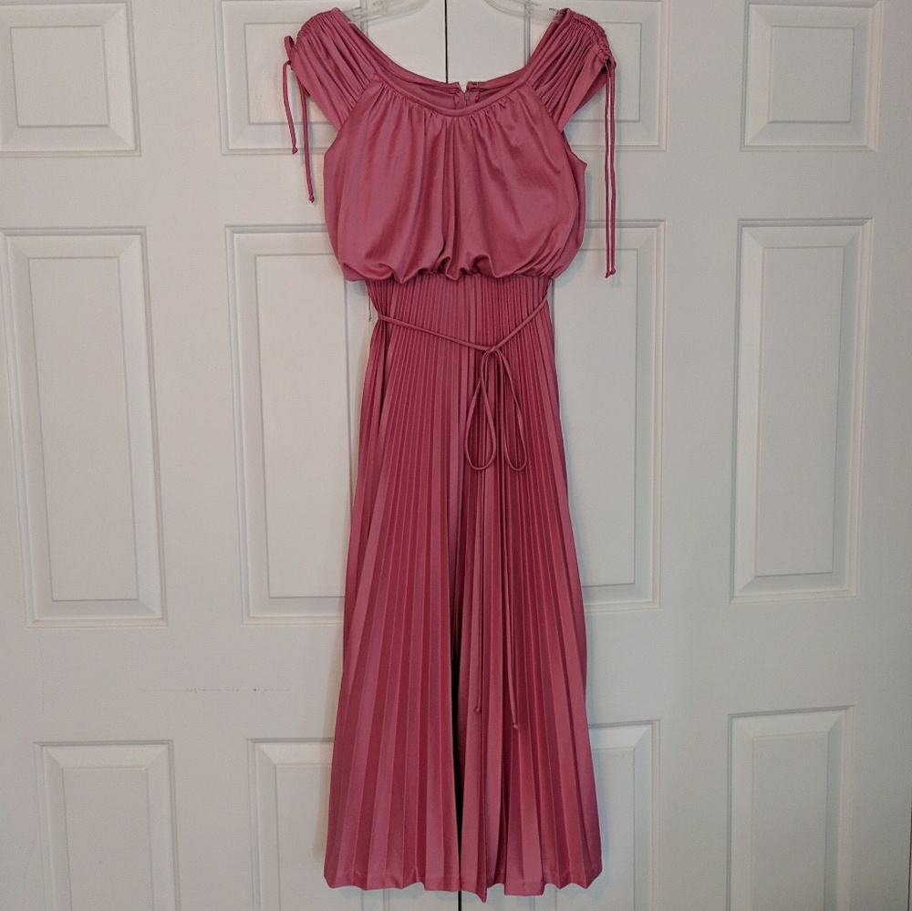 Vintage 1970s pink pleated grecian dress